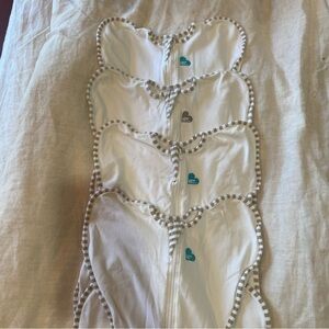 Love to Dream White Swaddle (set of 4)